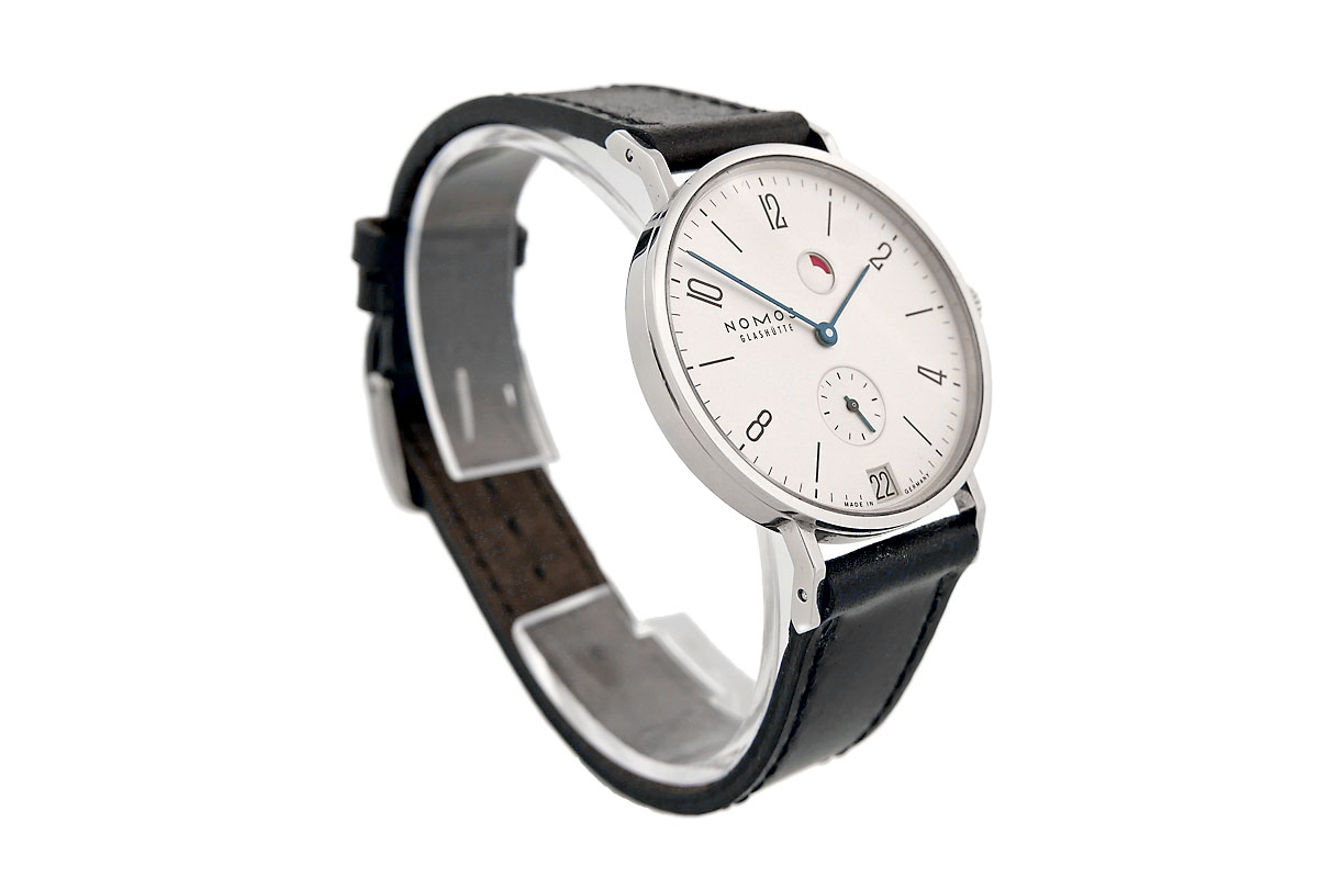NOMOS GLASHÜTTE